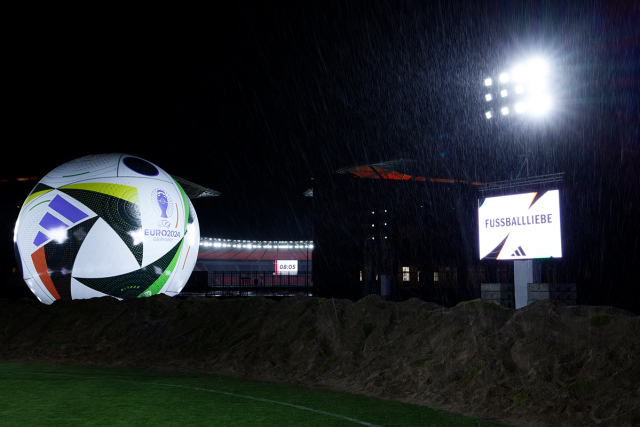 GLP ArenaLED1: Iluminación Clave en UEFA EURO 2024