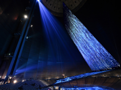 AV Stumpfl récord mundial con pantalla de 40m en ‘Planet Ozean’ AV Stumpfl Impone Récord Mundial con Pantalla de 40m en 'Planet Ozean