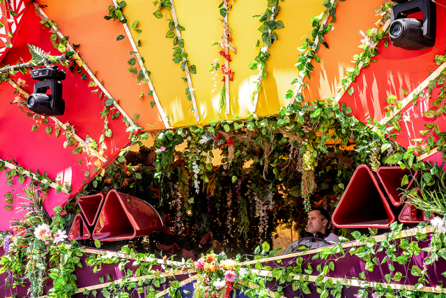 Wolfkop Weekender 2025 convierte el valle en una catedral electrónica con Void Acoustics