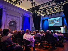 Amadeus Acoustics presenta su sistema de acústica activa ART en Auditorium Acoustics 2025