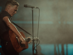 Los micrófonos Neumann capturan la esencia del “Bare Bones” de Bryan Adams en Pompeya