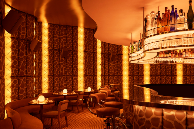 Martin Audio CDD eleva la experiencia sonora del nuevo Obvio Cocktail Bar de Nueva York Martin Audio CDD eleva la experiencia sonora del nuevo Obvio Cocktail Bar de Nueva York