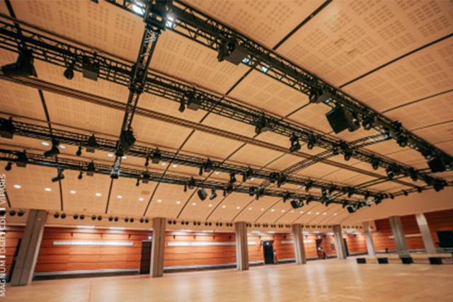 d&b impulsa una nueva era de eventos en Les Salles du Carrousel con Magnum_ d&b impulsa una nueva era de eventos en Les Salles du Carrousel con Magnum