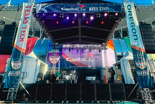 MARA en el Capital One Music Stage del Orange Bowl