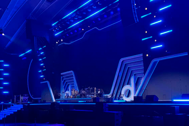 Quantum 852, Quantum 5 y Quantum 338 configuran el sistema de mezcla en broadcast, monitores y FOH Quantum 852, Quantum 5 y Quantum 338 configuran el sistema de mezcla en broadcast, monitores y FOH