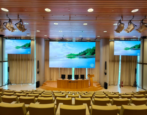 Alfalite instala 150 paneles LED en el auditorio de Torre Iberdrola Alfalite instala 150 paneles LED en el auditorio de Torre Iberdrola