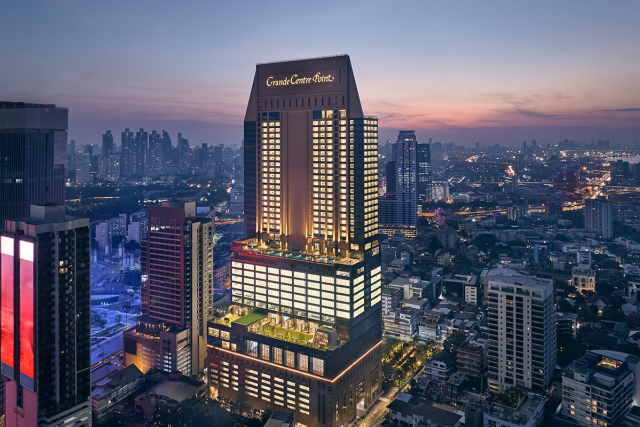Sistemas SRX y BRX de JBL protagonizan la instalación audiovisual del Grande Centre Point Lumphini Sistemas SRX y BRX de JBL protagonizan la instalación audiovisual del Grande Centre Point Lumphini