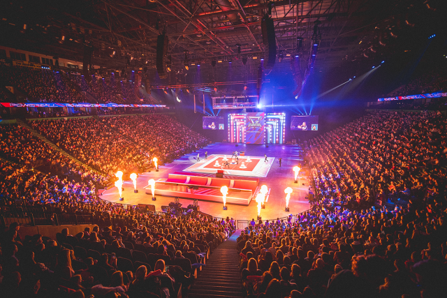 AV Stumpfl PIXERA impulsa la producción de vídeo de Gladiators Live en su debut en arenas del Reino Unido