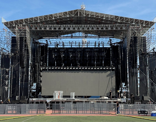 Aitana arranca el Cuarto Azul World Tour con Meyer Sound PANTHER y DiGiCo Quantum 338 Pulse Aitana arranca el Cuarto Azul World Tour con Meyer Sound PANTHER y DiGiCo Quantum 338 Pulse