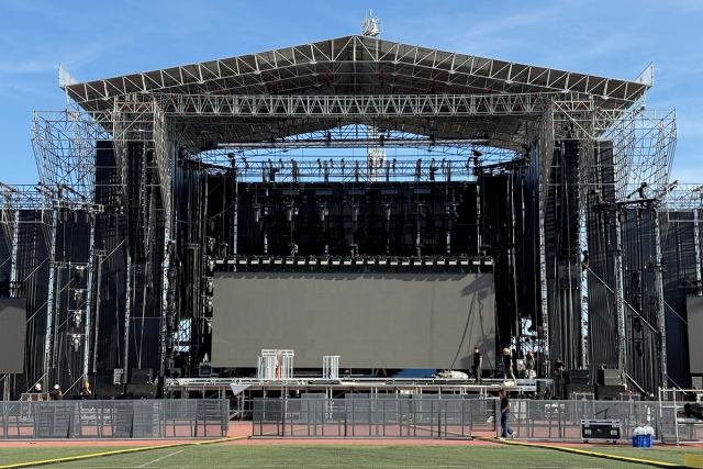 Aitana arranca el Cuarto Azul World Tour con Meyer Sound PANTHER y DiGiCo Quantum 338 Pulse