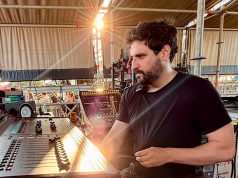 Carlos Dueñas estrena la DiGiCo Quantum 112 en la gira de Bad Gyal: “Es como llevar un Ferrari en el bolsillo” Carlos Dueñas estrena la DiGiCo Quantum 112 en la gira de Bad Gyal: “Es como llevar un Ferrari en el bolsillo”