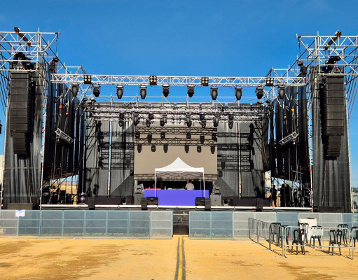 Ortiz Audio y RC Group Events despliegan sistemas Meyer Sound para el concierto de Pastora Soler en Alcalá de Guadaíra Ortiz Audio y RC Group Events despliegan sistemas Meyer Sound para el concierto de Pastora Soler en Alcalá de Guadaíra