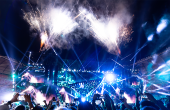 GLP TWYN unifica el diseño de iluminación de la gira de estadios de Vasco Rossi GLP TWYN unifica el diseño de iluminación de la gira de estadios de Vasco Rossi