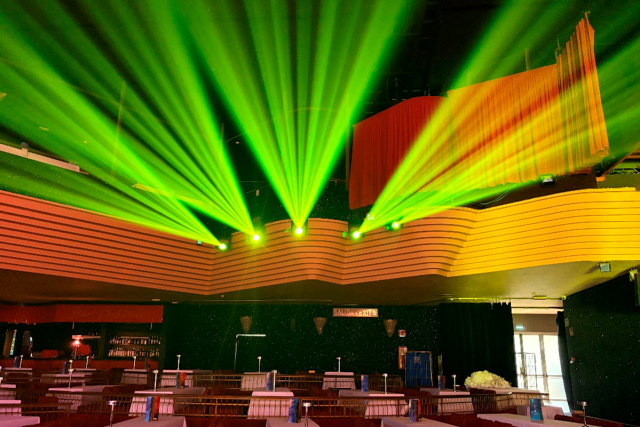 PROLIGHTS lleva nuevos efectos beam al Benidorm Palace PROLIGHTS lleva nuevos efectos beam al Benidorm Palace